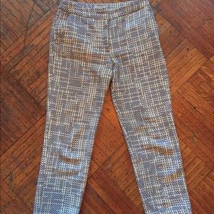 Patterned crop pants